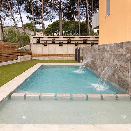 Albana Apartaments Turistics L' Escala Bagian luar foto