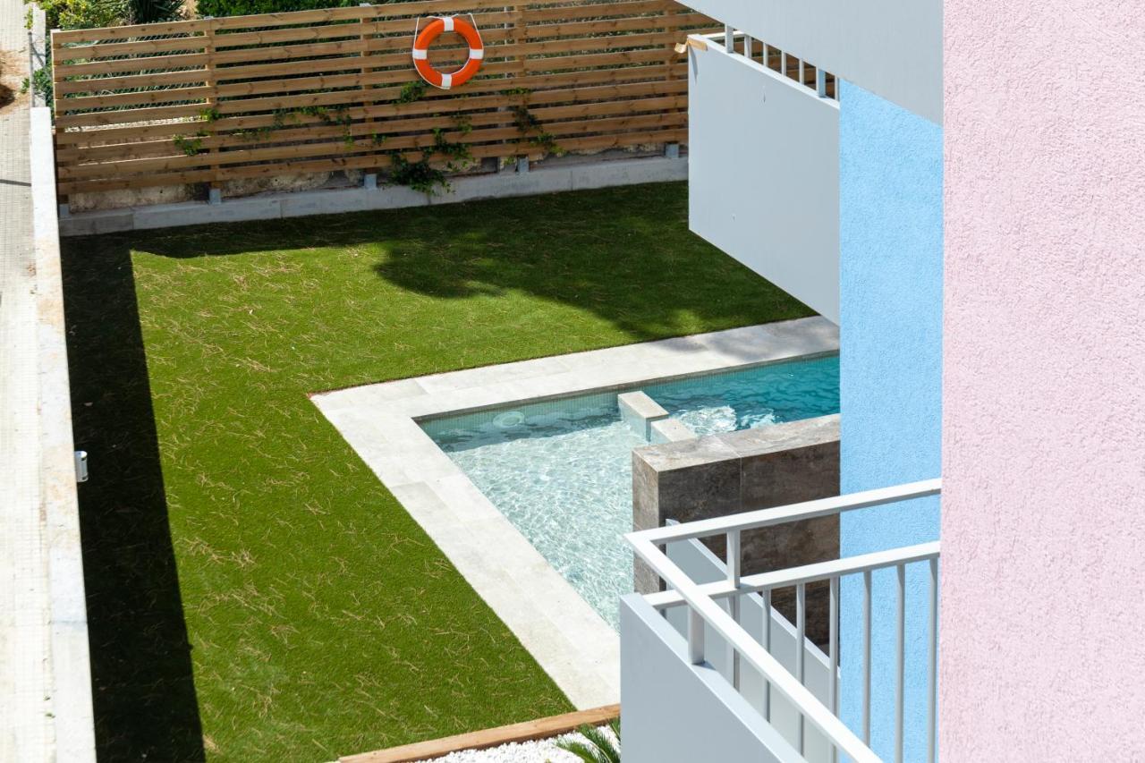 Albana Apartaments Turistics L' Escala Bagian luar foto